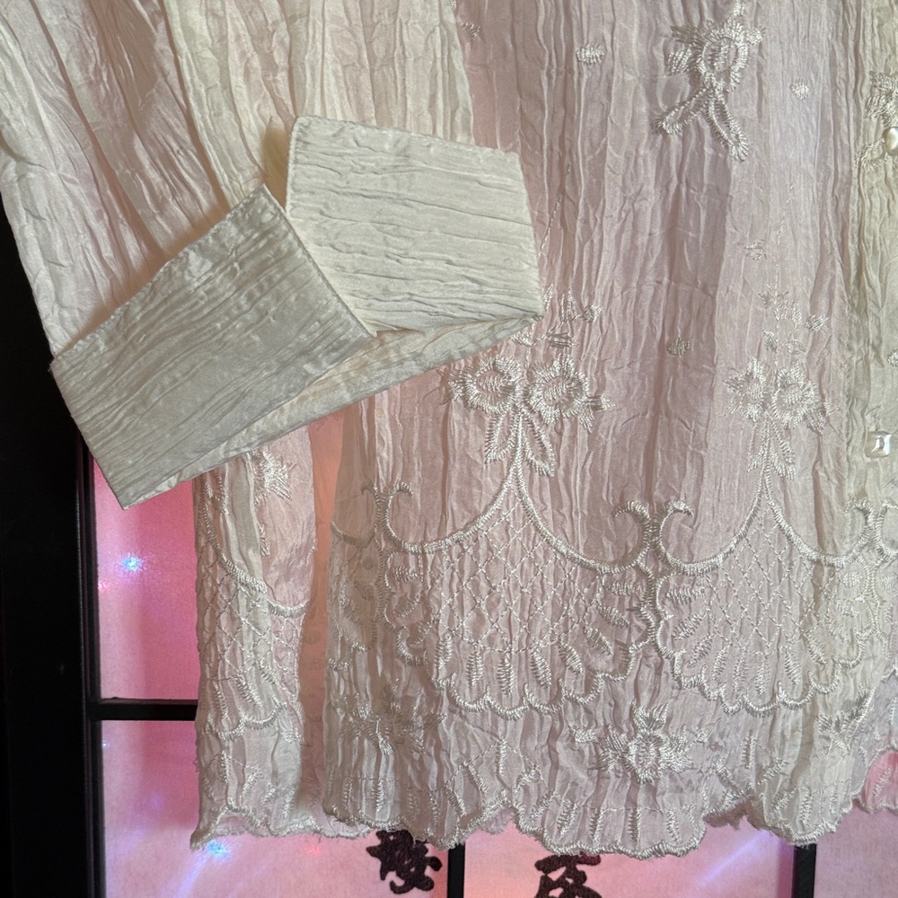 NWT Coldwater Creek White Button-Down Silk Shirt with Embroidery - Picture 8 of 8